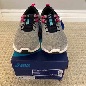 NEW ASICS Women’s Gel Quantum 90 Size 9